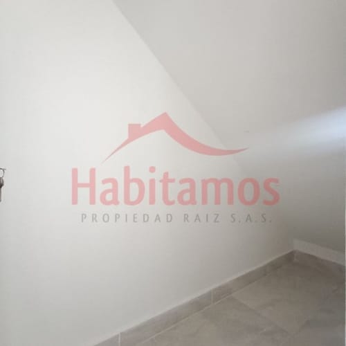 Apartamento de 2 alcobas en arriendo en San Martin De Porres, Medellín, 41 m² · foto 3 de 11