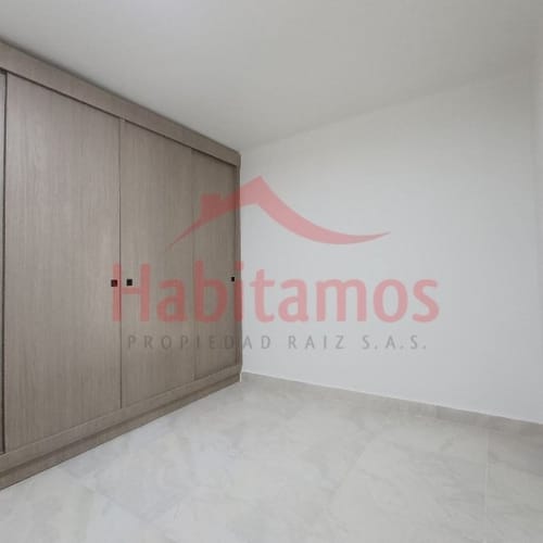 Apartamento de 2 alcobas en arriendo en San Martin De Porres, Medellín, 41 m² · foto 4 de 11
