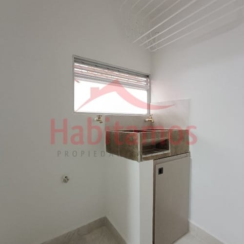 Apartamento de 2 alcobas en arriendo en San Martin De Porres, Medellín, 41 m² · foto 11 de 11