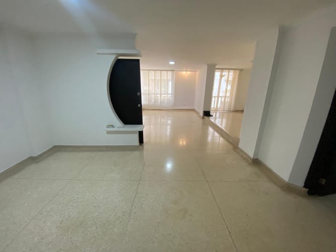Apartamento de 3 alcobas en venta en Villa Country, Barranquilla, 140 m² · foto 2 de 22