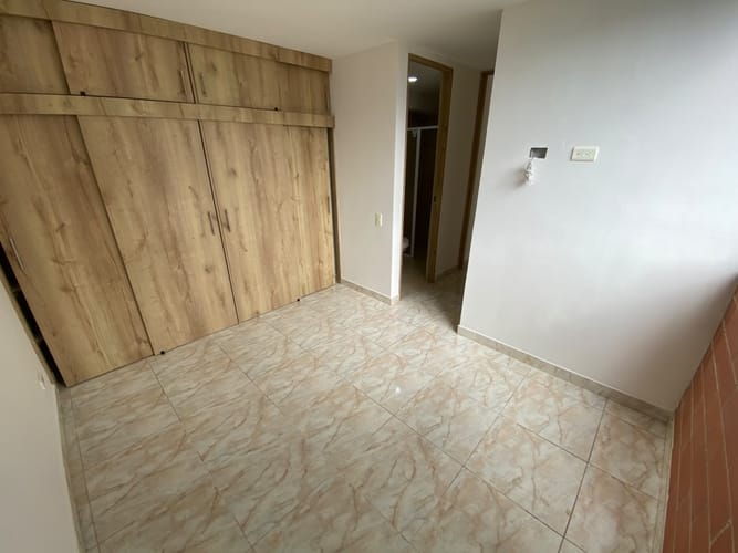 Apartamento de 3 alcobas en venta en Vereda La Doctora, Sabaneta, 59 m² · foto 2 de 18