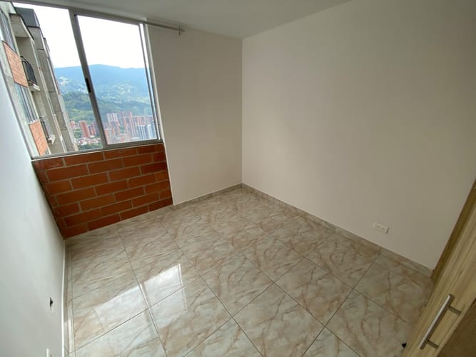 Apartamento de 3 alcobas en venta en Vereda La Doctora, Sabaneta, 59 m² · foto 4 de 18