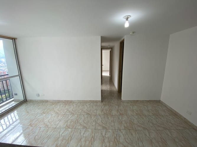 Apartamento de 3 alcobas en venta en Vereda La Doctora, Sabaneta, 59 m² · foto 6 de 18