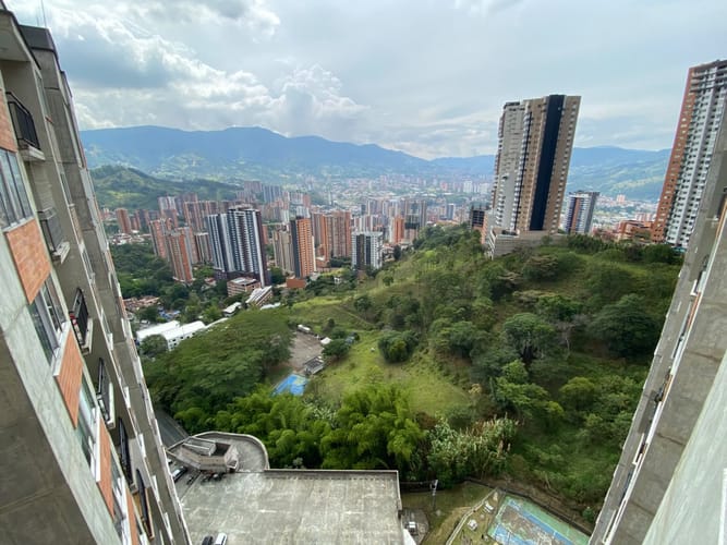 Apartamento de 3 alcobas en venta en Vereda La Doctora, Sabaneta, 59 m² · foto 7 de 18