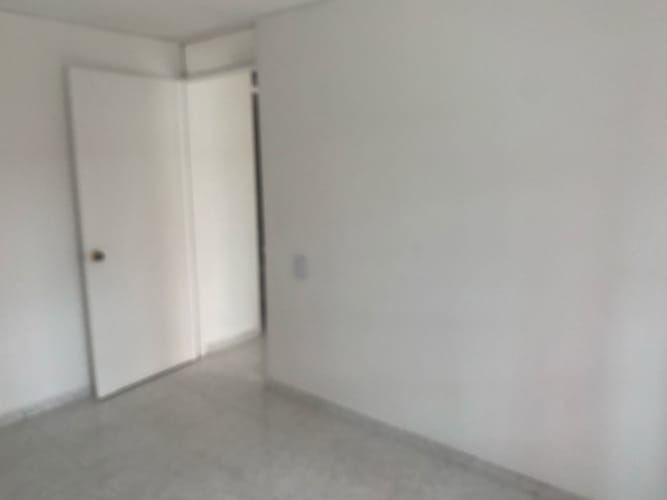 Apartamento de 2 alcobas en arriendo en Hayuelos, Bogotá, 70 m² · foto 8 de 16