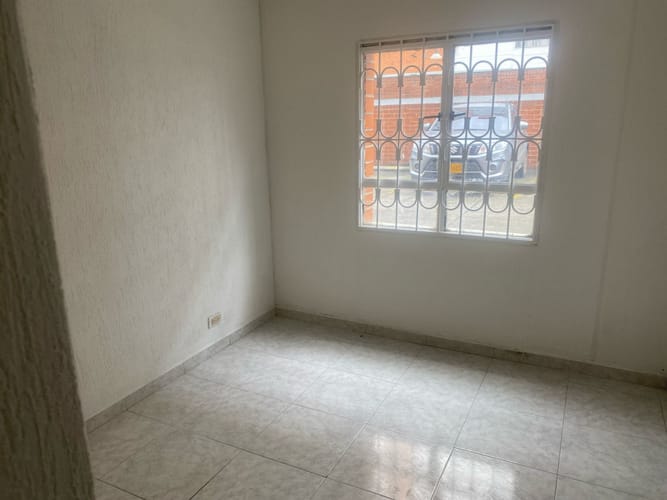 Apartamento de 2 alcobas en arriendo en Hayuelos, Bogotá, 70 m² · foto 9 de 16