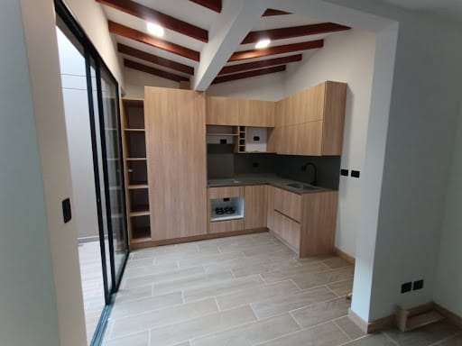 Casa de 3 alcobas en arriendo en San Nicolas, La Ceja, 124 m² · foto 4 de 18
