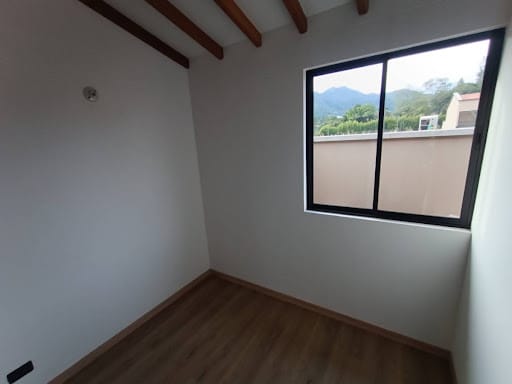 Casa de 3 alcobas en arriendo en San Nicolas, La Ceja, 124 m² · foto 15 de 18