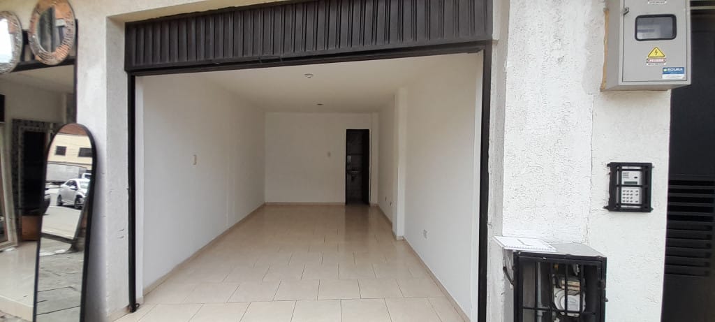 Local en arriendo en Bretaña, Cali, 18 m² · foto 3 de 5