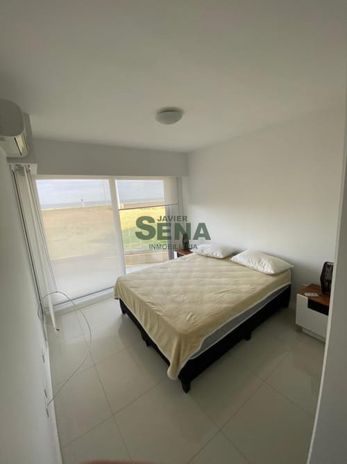 Venta, alquiler de apto en la mansa, 1 dormi y medio, con 2 baños, buena vista. · Foto 2