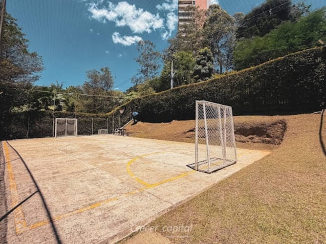 Apartamento de 3 alcobas en arriendo en Los Balsos, Medellín, 200 m² · foto 23 de 24