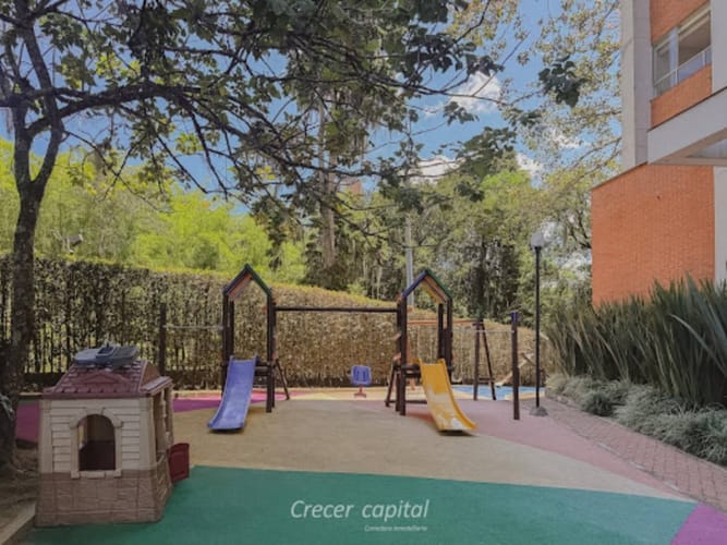 Apartamento de 3 alcobas en arriendo en Los Balsos, Medellín, 200 m² · foto 24 de 24
