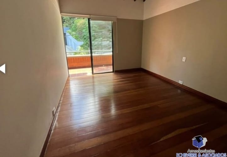 Casa de 4 alcobas en arriendo en El Tesoro, Medellín, 280 m² · foto 13 de 24