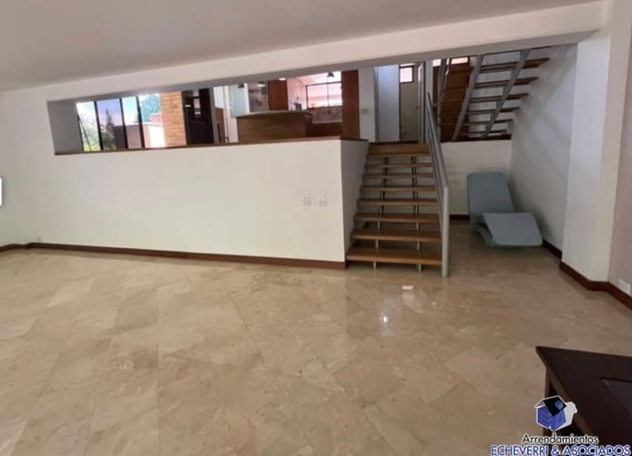 Casa de 4 alcobas en arriendo en El Tesoro, Medellín, 280 m² · foto 19 de 24