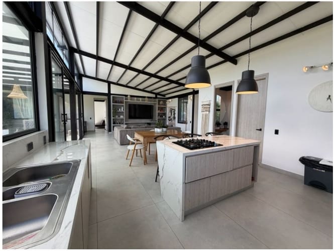 Casa de 3 alcobas en venta en Escobero, Envigado, 1577 m² · foto 9 de 24