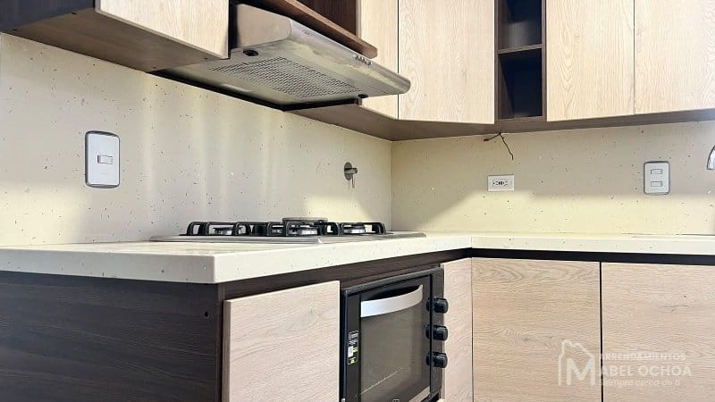 Casa de 3 alcobas en arriendo en Loma De Las Brujas, Envigado, 300 m² · foto 6 de 13