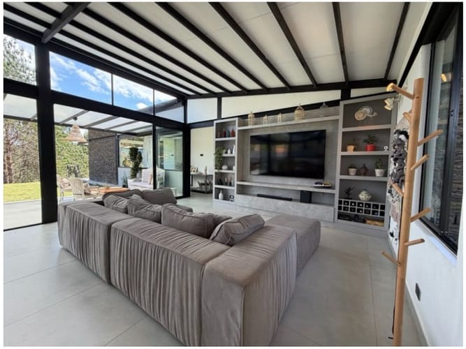 Casa de 3 alcobas en venta en Escobero, Envigado, 1577 m² · foto 13 de 24