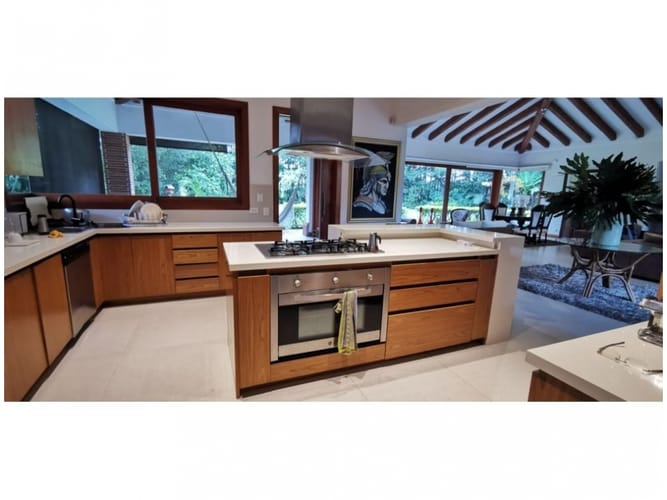 Apartamento de 3 alcobas en venta en Llano Grande, Medellín, 450 m² · foto 5 de 24