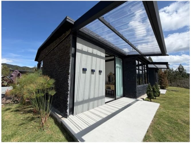 Casa de 3 alcobas en venta en Escobero, Envigado, 1577 m² · foto 23 de 24
