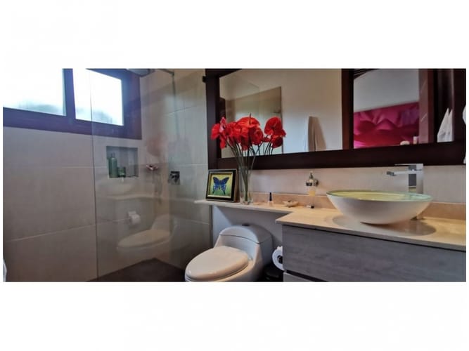 Apartamento de 3 alcobas en venta en Llano Grande, Medellín, 450 m² · foto 12 de 24