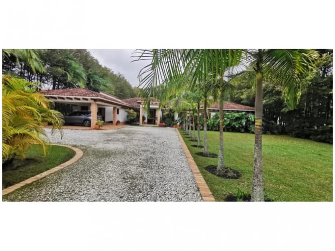 Apartamento de 3 alcobas en venta en Llano Grande, Medellín, 450 m² · foto 15 de 24