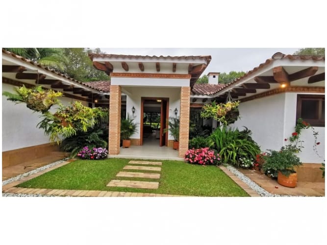 Apartamento de 3 alcobas en venta en Llano Grande, Medellín, 450 m² · foto 16 de 24