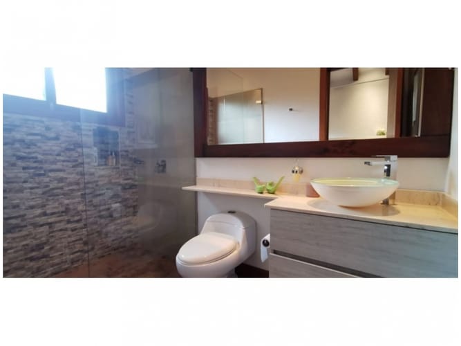 Apartamento de 3 alcobas en venta en Llano Grande, Medellín, 450 m² · foto 18 de 24