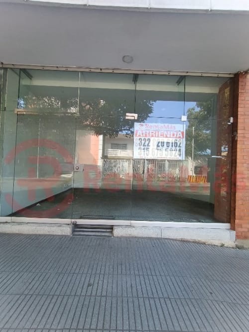 Local en arriendo en Latino, Cúcuta, 210 m² · foto 2 de 24
