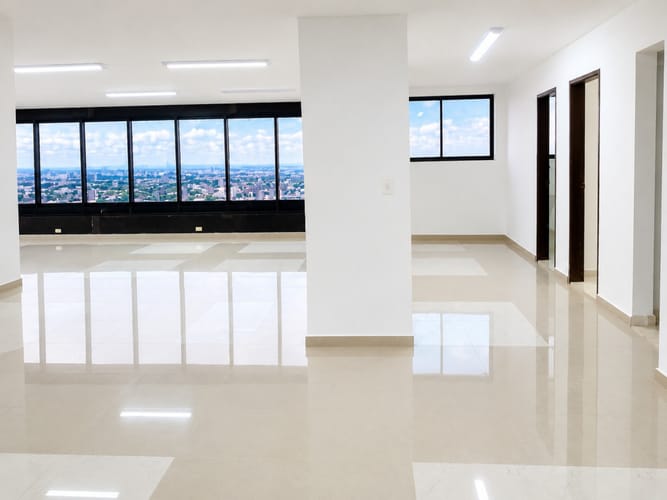 Oficina en arriendo en Versalles, Cali, 330 m² · foto 3 de 8