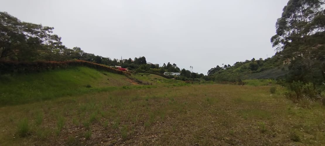 Lote en venta en El Carmen De Viboral, El Carmen de Viboral, 2776 m² · foto 2 de 10