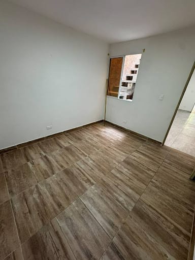 Casa de 4 alcobas en arriendo en Robledo, Medellín, 120 m² · foto 8 de 15