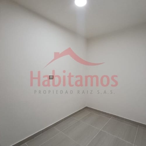 Apartamento de 2 alcobas en arriendo en San Martin De Porres, Medellín, 45 m² · foto 4 de 12