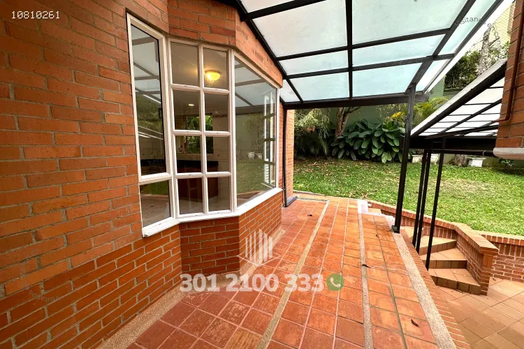 Casa de 4 alcobas en arriendo en Las Lomas, Medellín, 360 m² · foto 9 de 24