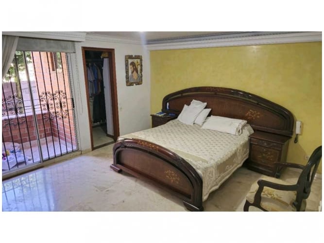 Apartamento de 4 alcobas en venta en Laureles, Medellín, 250 m² · foto 14 de 24