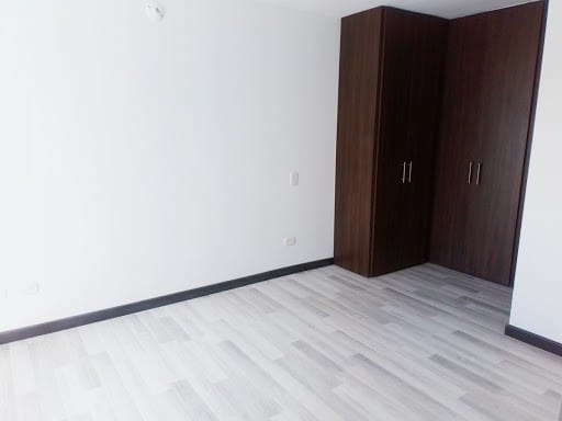 Apartamento de 3 alcobas en venta en Nueva Castilla, Bogotá, 64 m² · foto 9 de 18