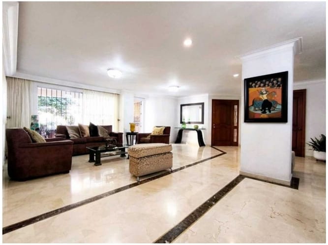 Apartamento de 4 alcobas en venta en Laureles, Medellín, 250 m² · foto 20 de 24