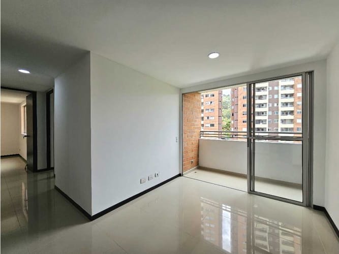 Apartamento de 3 alcobas en arriendo en Asdesillas, Sabaneta, 65 m² · foto 5 de 24