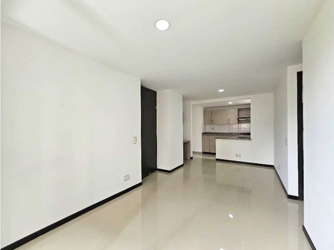 Apartamento de 3 alcobas en arriendo en Asdesillas, Sabaneta, 65 m² · foto 6 de 24