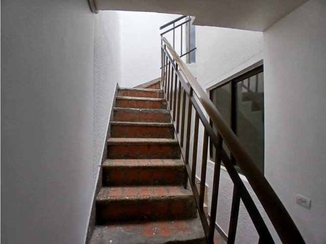 Apartamento de 3 alcobas en arriendo en Belén San Bernardo, Medellín, 120 m² · foto 3 de 18