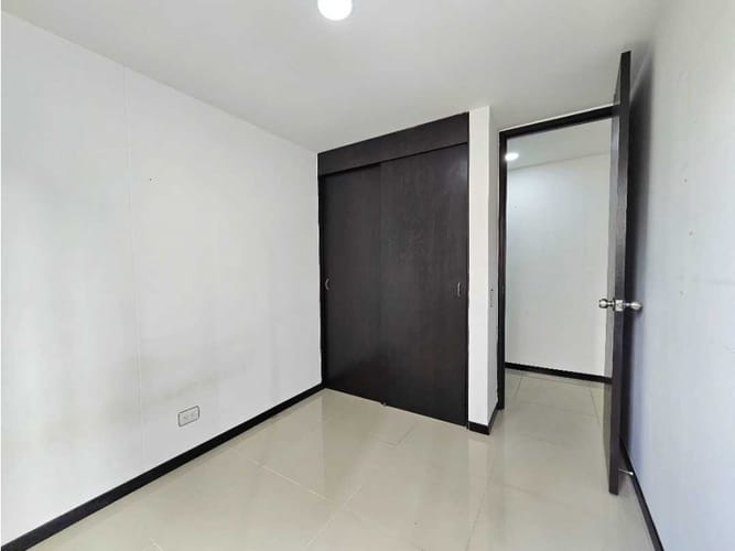 Apartamento de 3 alcobas en arriendo en Asdesillas, Sabaneta, 65 m² · foto 18 de 24