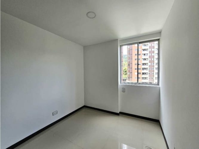 Apartamento de 3 alcobas en arriendo en Asdesillas, Sabaneta, 65 m² · foto 21 de 24