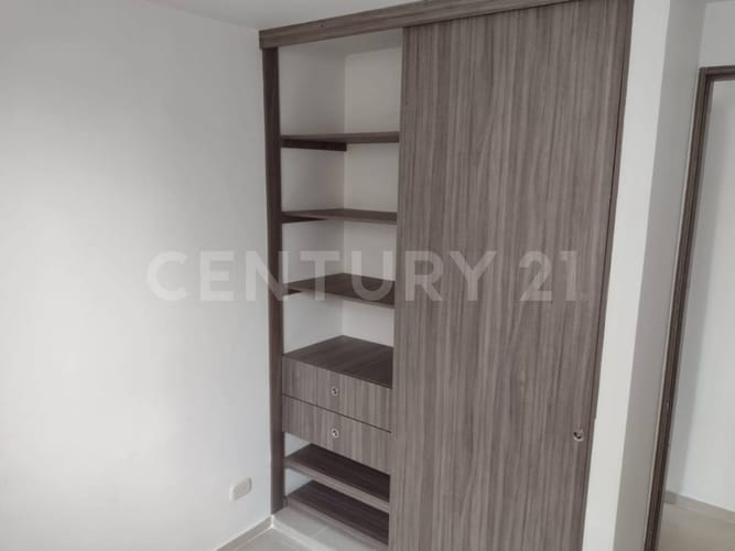 Apartamento de 2 alcobas en arriendo en Guabinas, Yumbo, 51 m² · foto 8 de 16