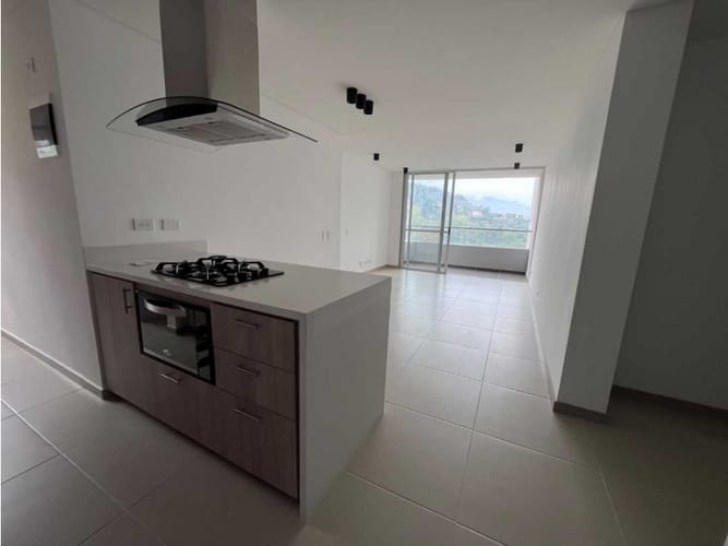 Apartamento de 3 alcobas en arriendo en El Salado, Envigado, 87 m² · foto 5 de 24