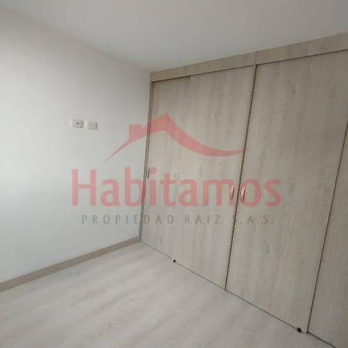 Apartamento de 3 alcobas en arriendo en Alto Del Medio, Rionegro, 56 m² · foto 11 de 15