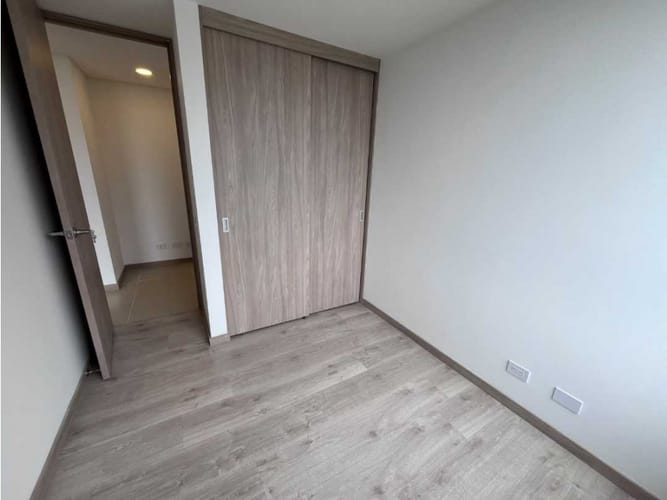 Apartamento de 3 alcobas en arriendo en El Salado, Envigado, 87 m² · foto 13 de 24