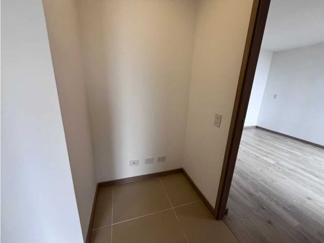 Apartamento de 3 alcobas en arriendo en El Salado, Envigado, 87 m² · foto 21 de 24