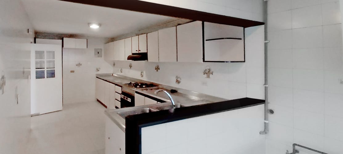 Casa de 5 alcobas en venta en Las Villas, Bogotá, 290 m² · foto 16 de 24