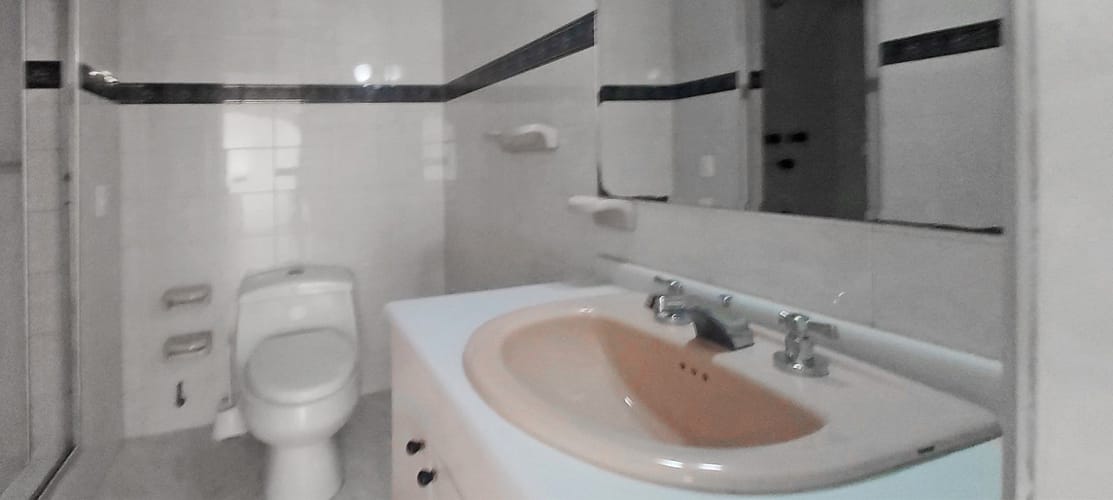 Casa de 5 alcobas en venta en Las Villas, Bogotá, 290 m² · foto 23 de 24