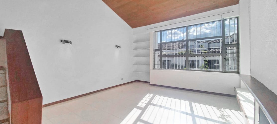 Casa de 5 alcobas en venta en Las Villas, Bogotá, 290 m² · foto 15 de 24