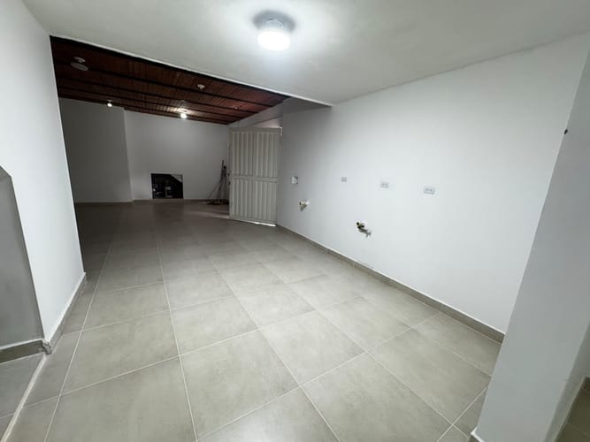 Local en arriendo en Estadio, Medellín, 85 m² · foto 7 de 17